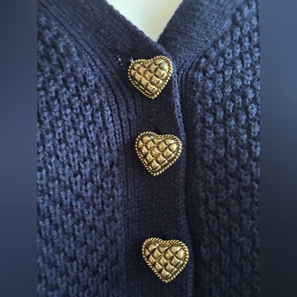 Maggie Lawrence Sweater Large Knit V-Neck Blue Gold Heart Buttons Sz 22/… - Picture 4 of 14